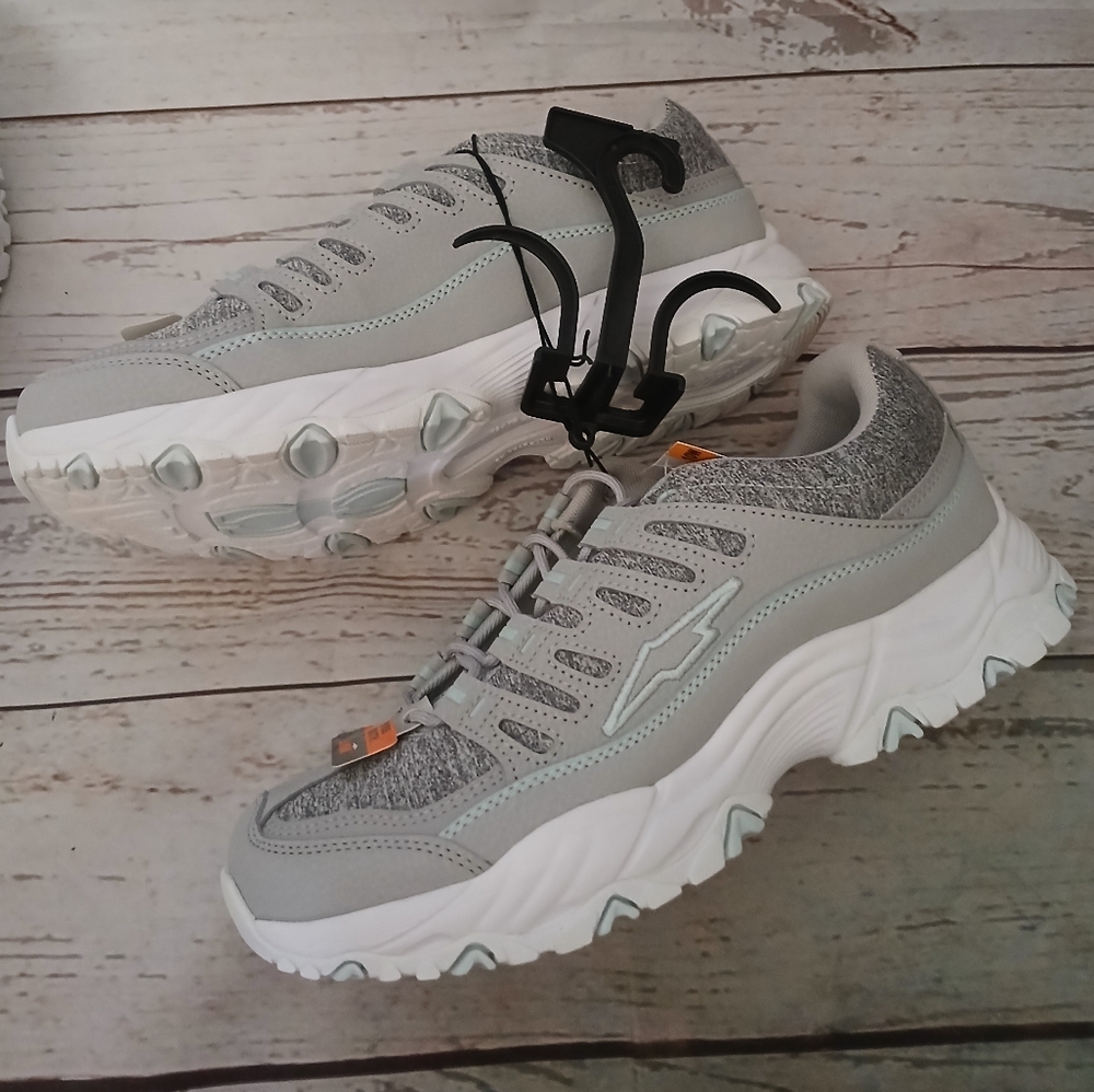 Avia Women's Elevate Athletic Shoes Gray And Mint Green 10W